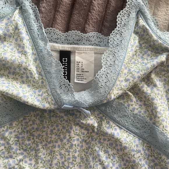 Cute dress from H&M size: S - Picture 2 of 2